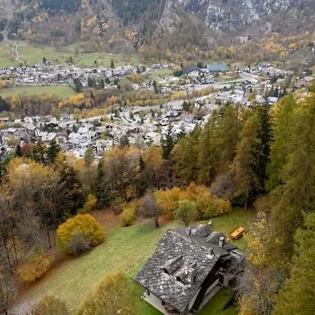 Chalet Les Boise - Sauna, Heated Pool And Mountains View * Courmayeur