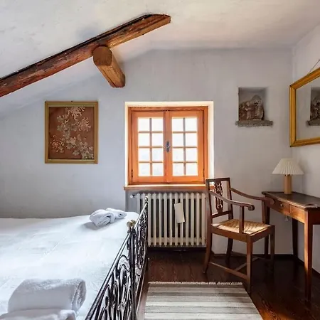 Chalet Les Boise - Sauna, Heated Pool And Mountains View Appartamento Courmayeur
